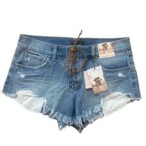 Sincerely Jules low rise microshorts distressed faux leather tie size 9/29